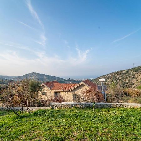 Chardonnay Guest Studio Rooms With Great View For Nature Lovers Kyrenia  Eksteriør billede