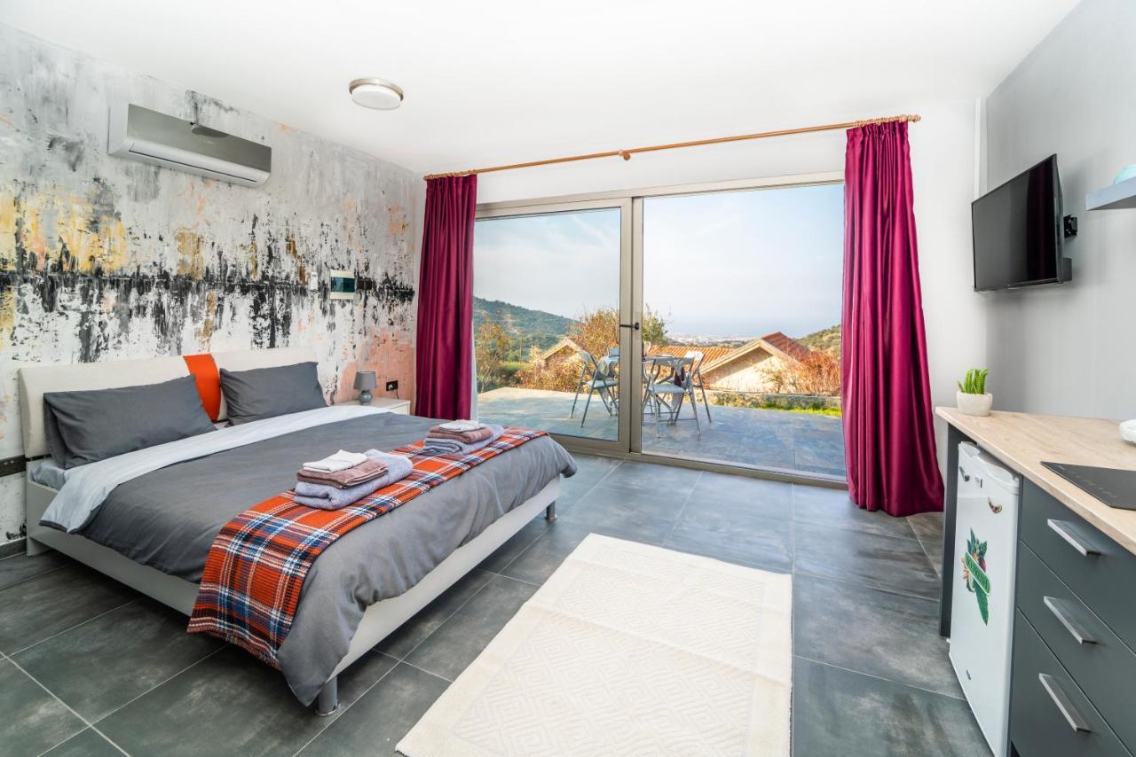 Chardonnay Guest Studio Rooms With Great View For Nature Lovers Kyrenia  Eksteriør billede